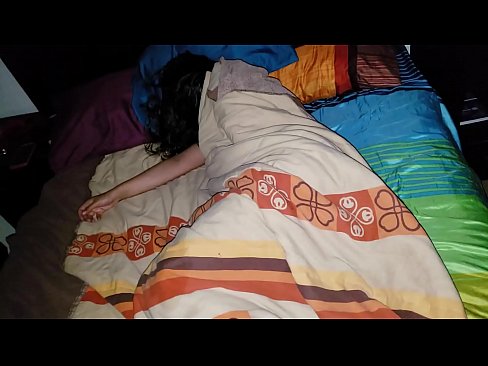 ❤️ Stiefson beréiert seng jonk Stéifmamm wärend hatt schléift. Sluts op Porno lb.basseyn-vsem.ru ﹏