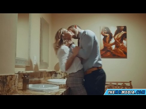❤️ Wann eng Busty Blond Iech an engem ëffentlechen Toilette verféiert Sluts op Porno lb.basseyn-vsem.ru ﹏